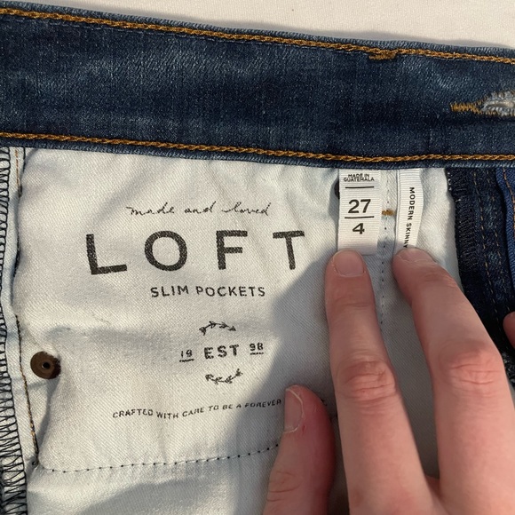 Loft Modern Skinny Distressed Jean, 27. - Picture 5 of 5